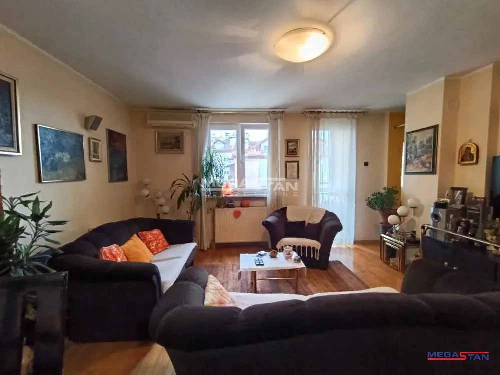 Beograd Palilula Trosoban stanovi 250000 evra 