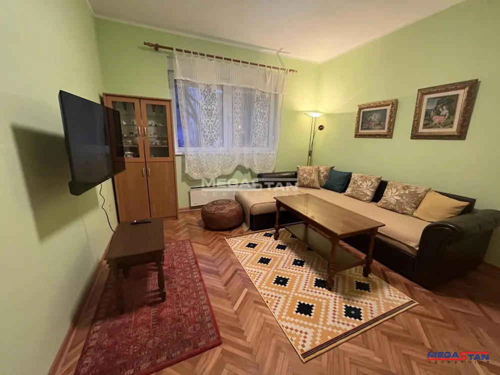 Dvosoban stanovi Zemun Naselje Save Kovačević 450 evra 