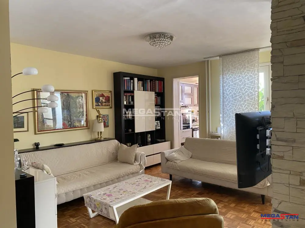 stanovi Beograd Obalskih Radnika Trosoban 