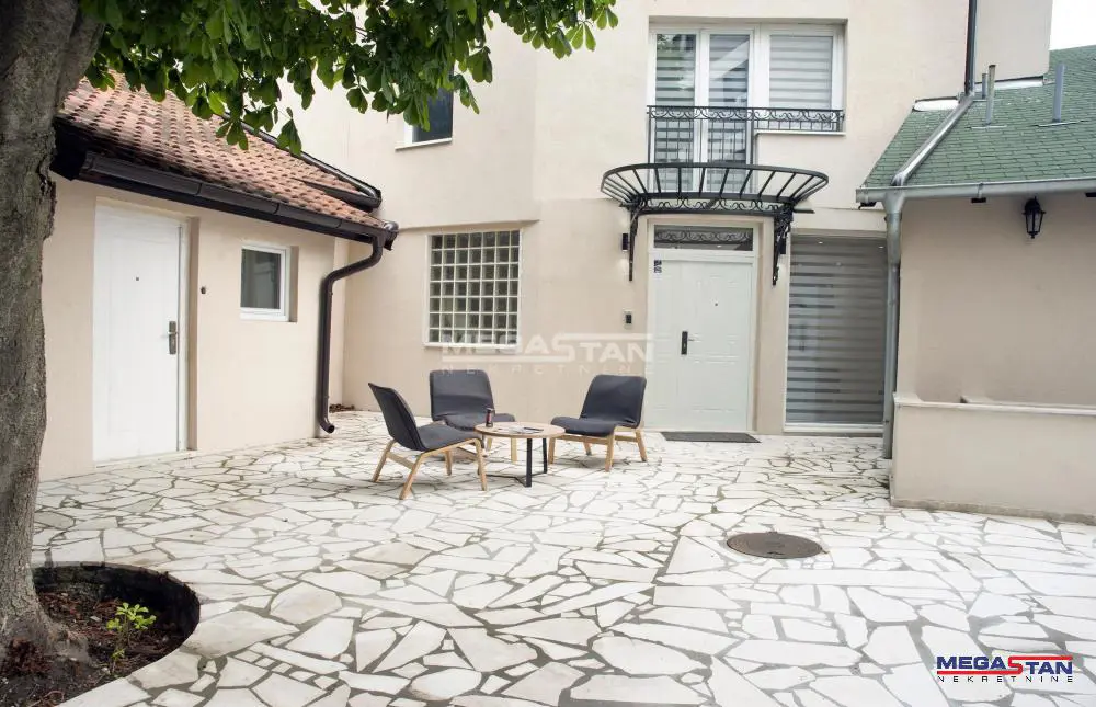 Beograd Vračar kuće 570000 evra 