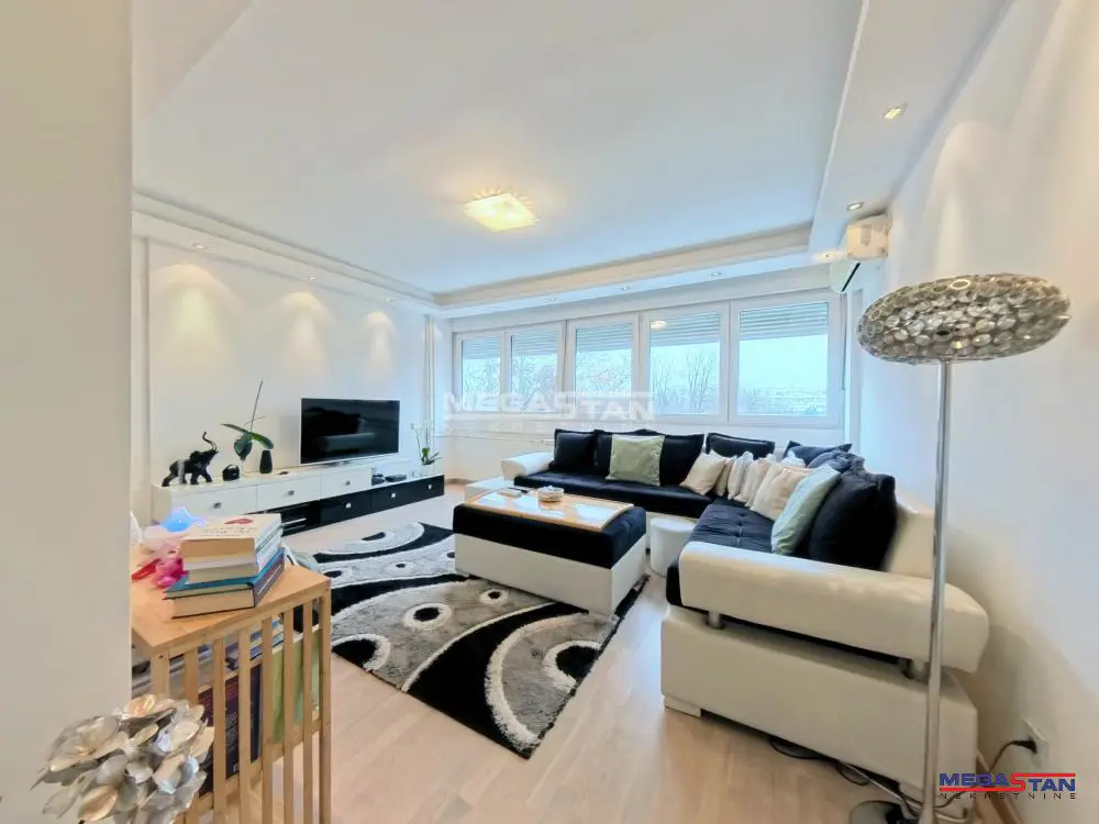 Dvosoban stanovi Novi Beograd Savski blokovi (44 45 70 70a) 250000 evra 