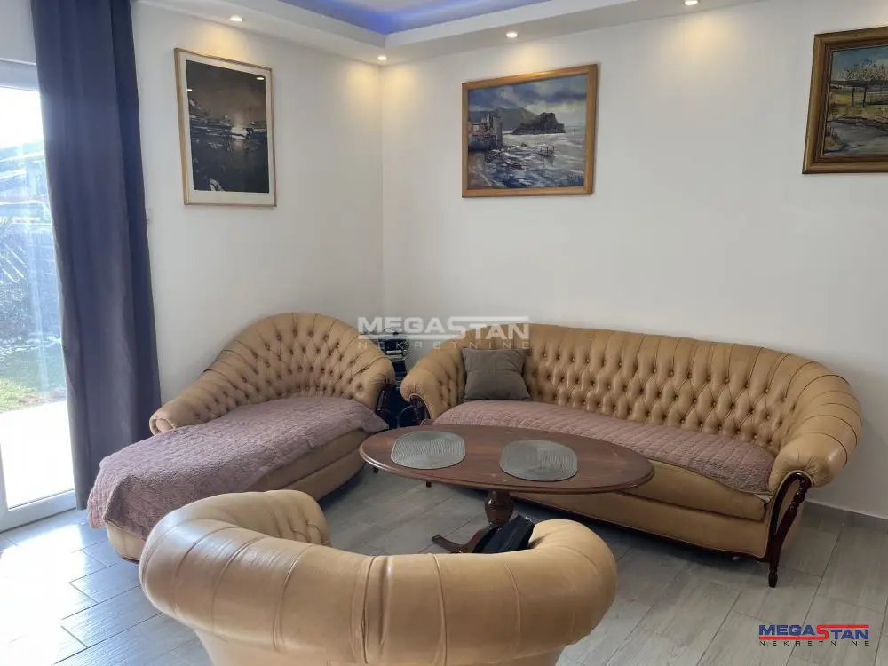 kuće Surčin Surčin Centar 700 evra 