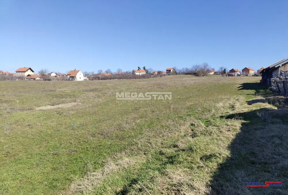 Beograd Barajevo plac 634000 evra 