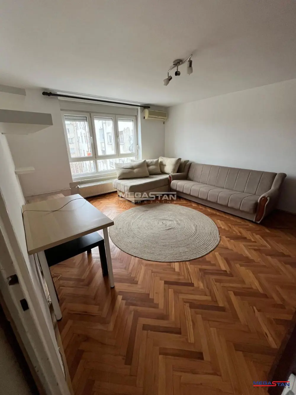 Jednosoban stanovi Vračar Krunski venac 670 evra 