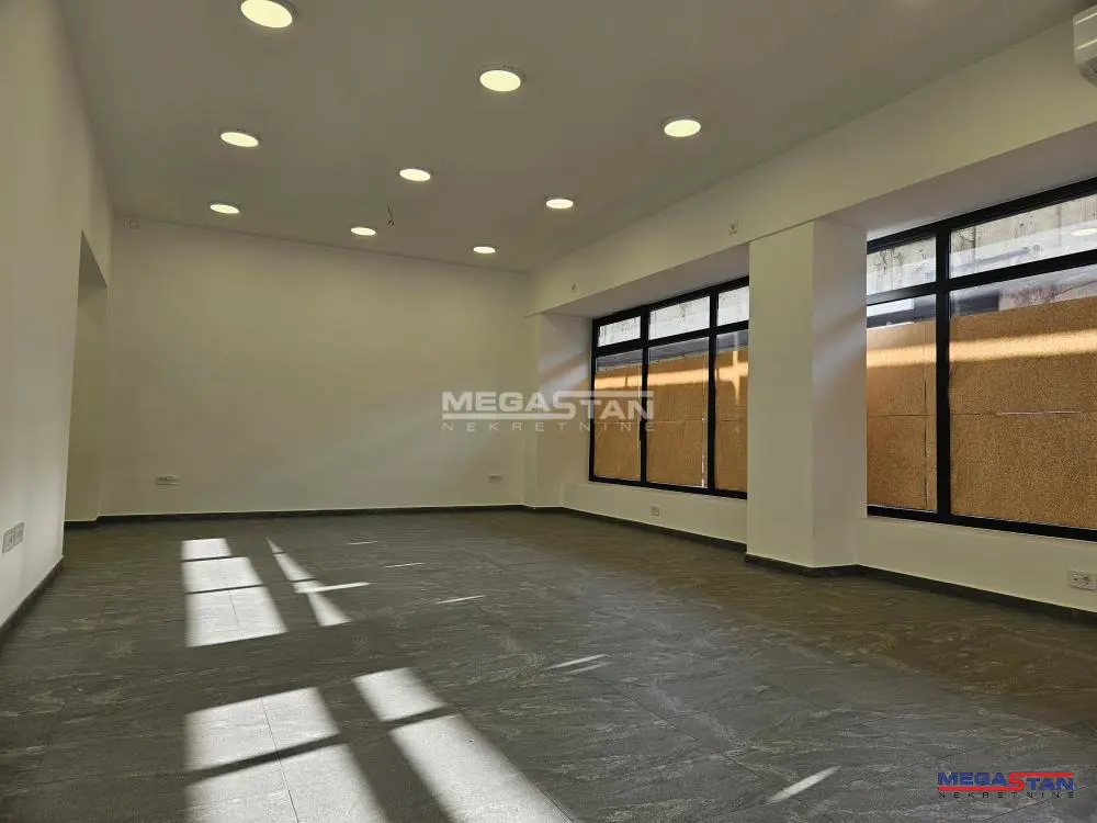 Beograd Vračar poslovni prostor 480000 evra 