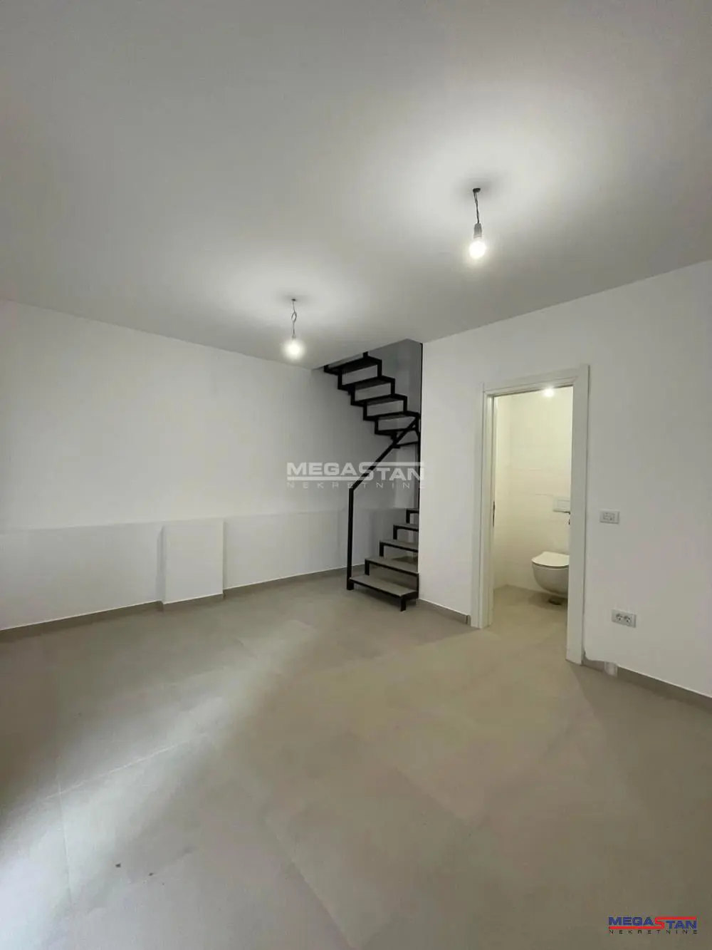 Beograd Vračar poslovni prostor 117500 evra 