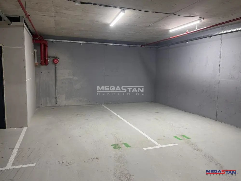 Beograd Čukarica garaža 25000 evra 