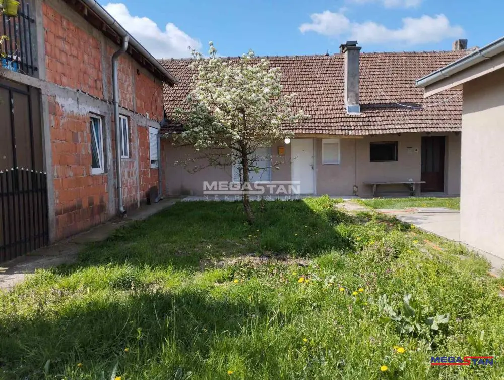 Jednosoban stanovi Palilula Padinska Skela 32000 evra 