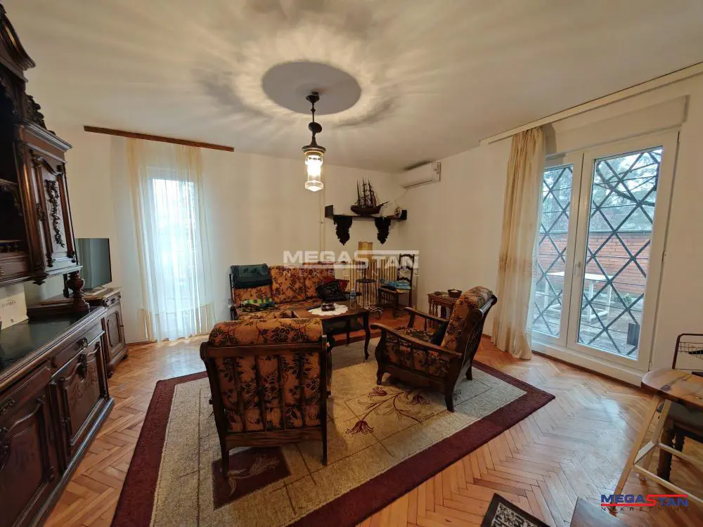 Četvorosoban stanovi Rakovica Vidikovac 800 evra 