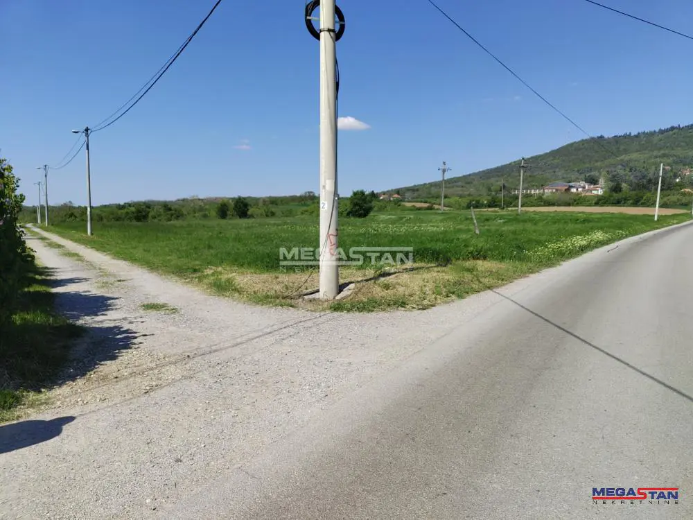 plac Voždovac Ripanj 205150 evra 