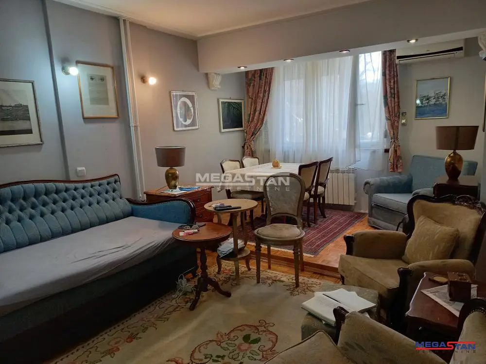 Beograd Voždovac Troiposoban stanovi 215000 evra 