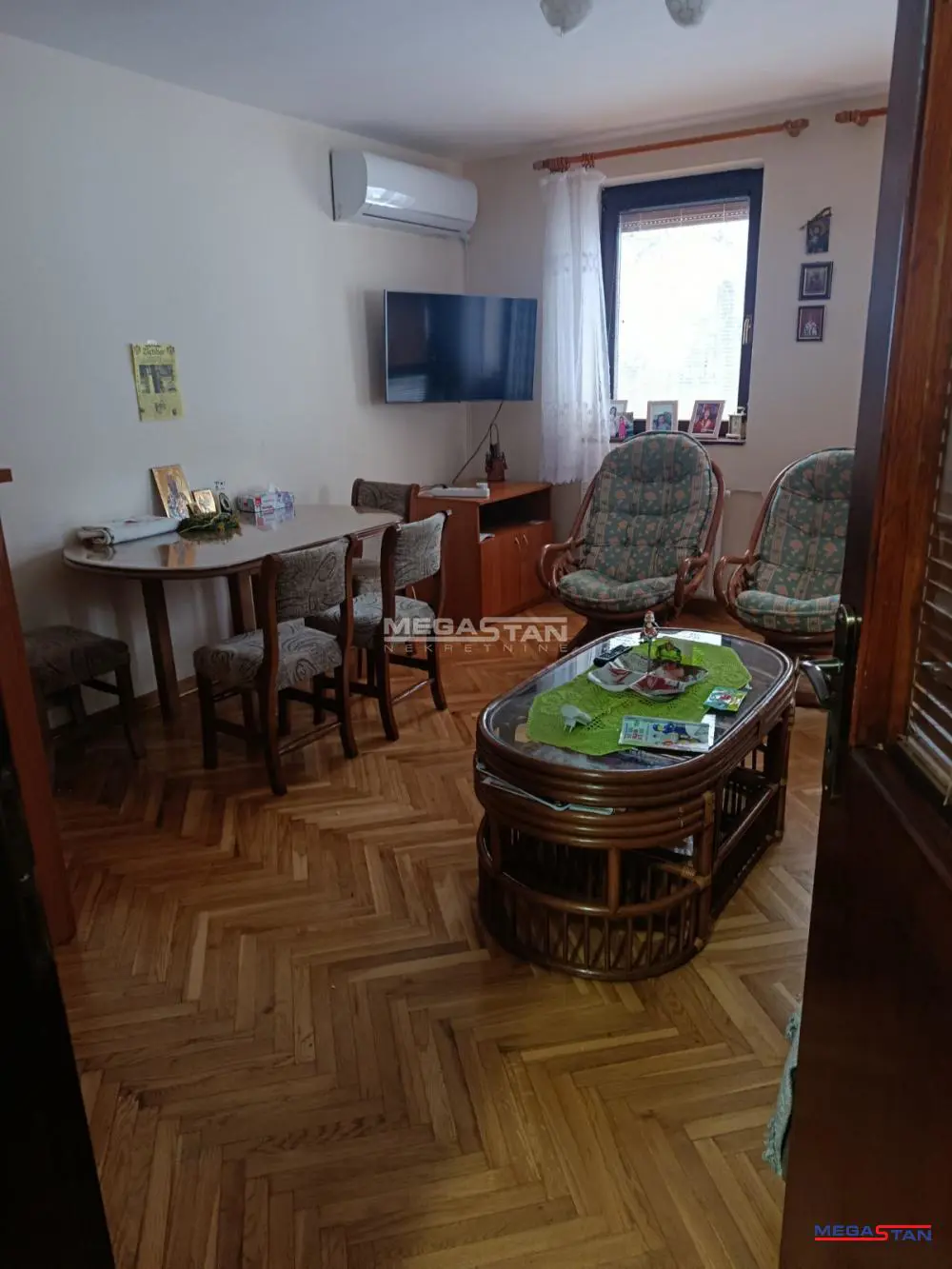 Dvosoban stanovi Zlatibor Centar 90000 evra 