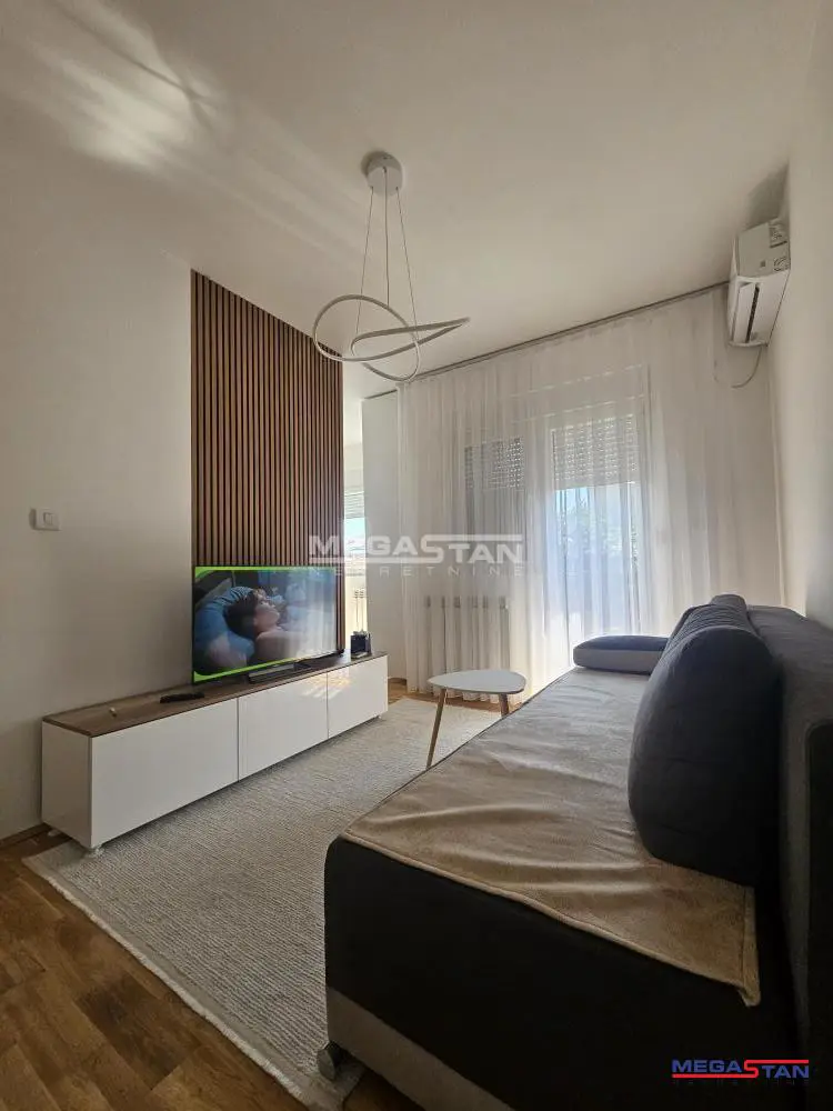 stanovi Beograd Cerska Garsonjera 