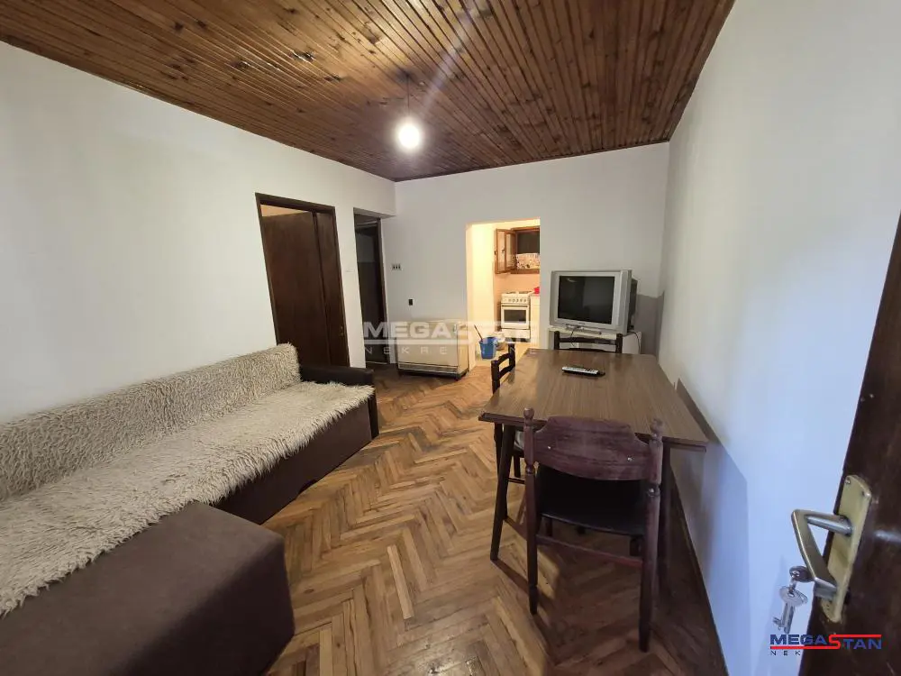 Dvosoban stanovi Voždovac Medaković 1 200 evra 