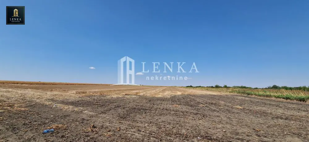 plac Pećinci Šimanovci 648000 evra 