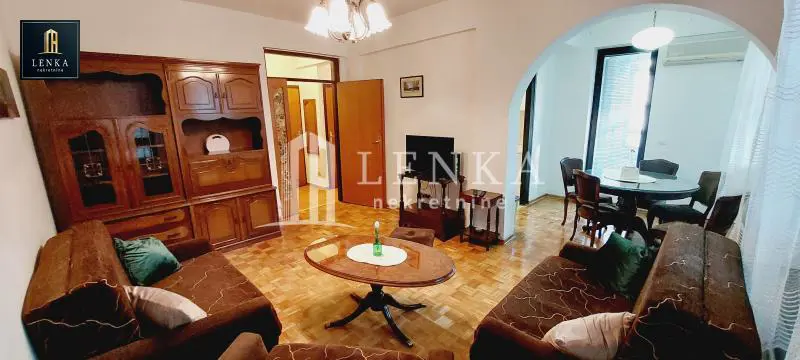 Beograd Palilula Trosoban stanovi 600 evra 