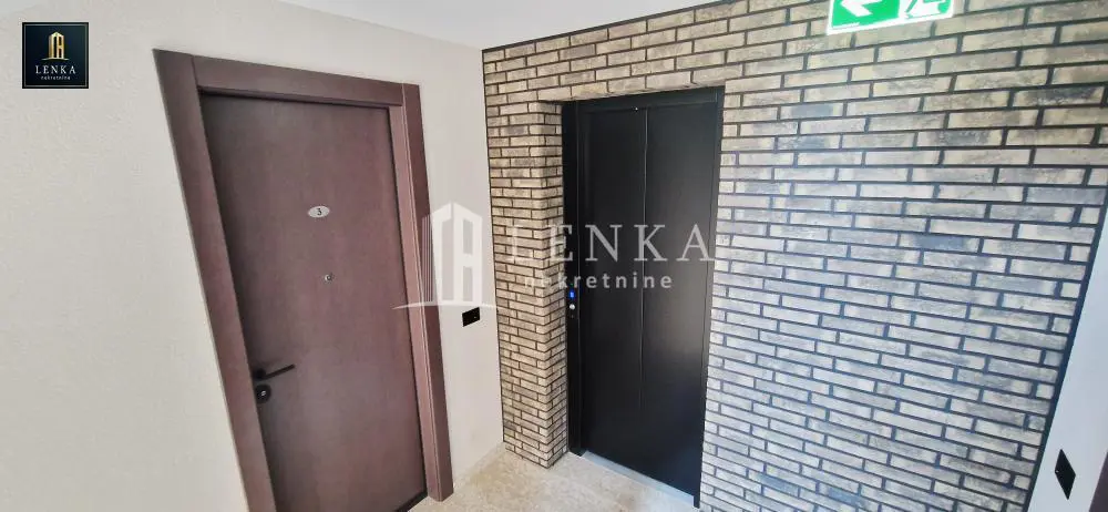 Četvorosoban stanovi Voždovac Pašino i Lekino brdo 332200 evra 