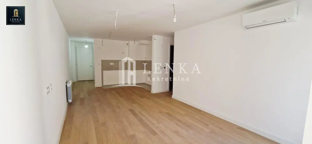 Beograd Voždovac Trosoban stanovi 265999 evra 