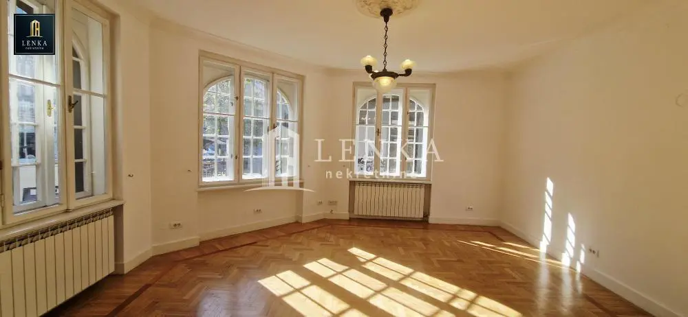 Beograd Stari Grad Dvosoban stanovi 1700 evra