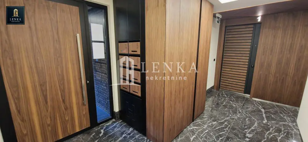 Beograd Voždovac Četvorosoban stanovi 726955 evra 