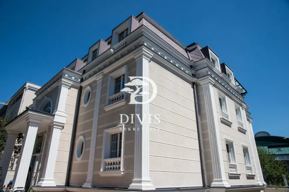 kuće Savski venac Dedinje 16800 evra 