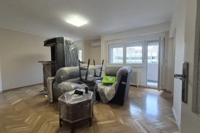 Beograd Palilula Troiposoban stanovi 1000 evra 