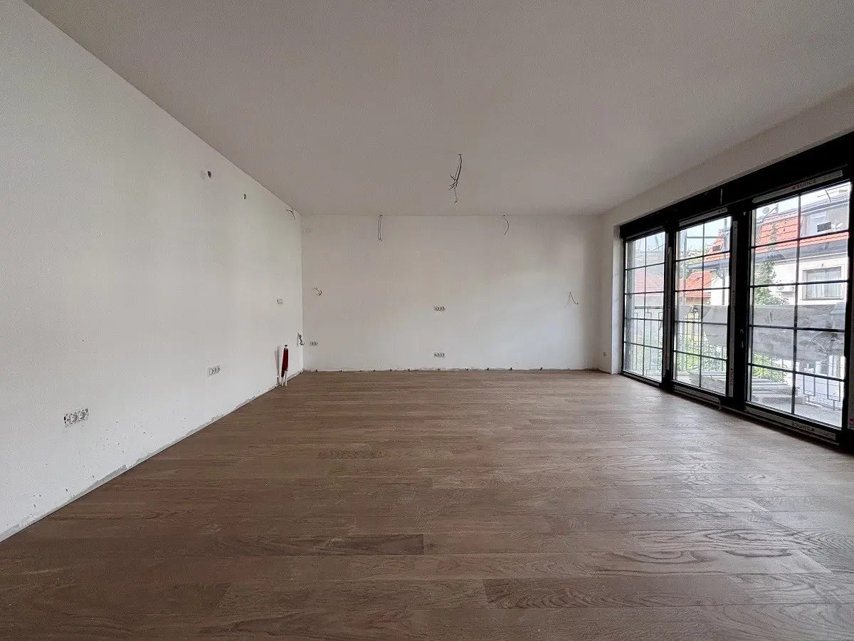 Beograd Vračar  novogradnja Četvorosoban stanovi 550000 evra