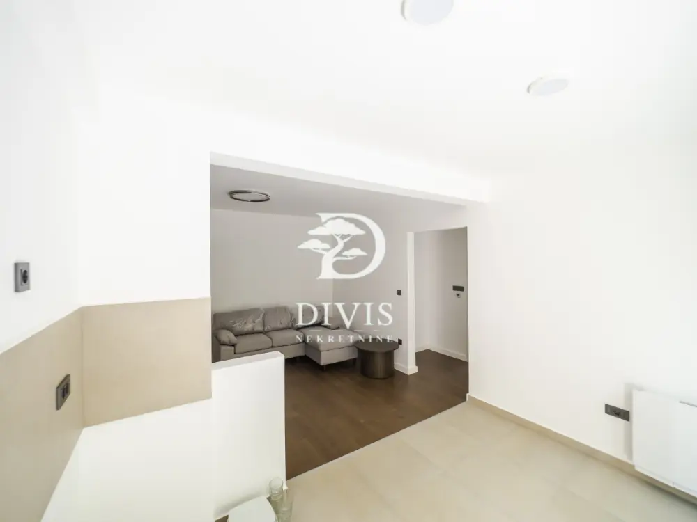 stanovi Beograd Pukovnika Pejovića Trosoban 