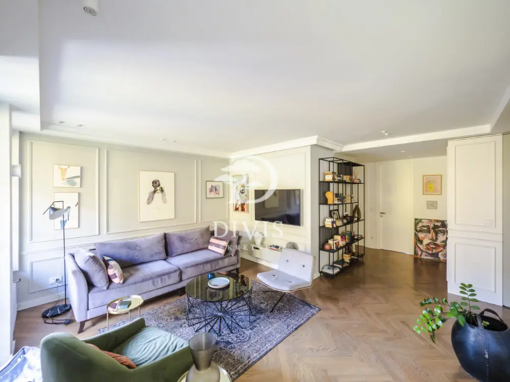  uknjizeni Četvorosoban stanovi Vračar Kalenić 670000 evra 