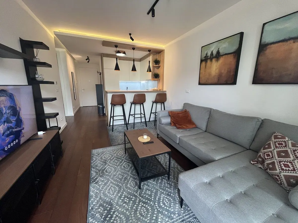  novogradnja Dvoiposoban stanovi Vračar Hram 1500 evra 