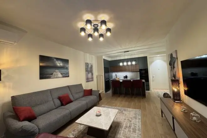  novogradnja Trosoban stanovi Savski venac Beograd na vodi 1900 evra 