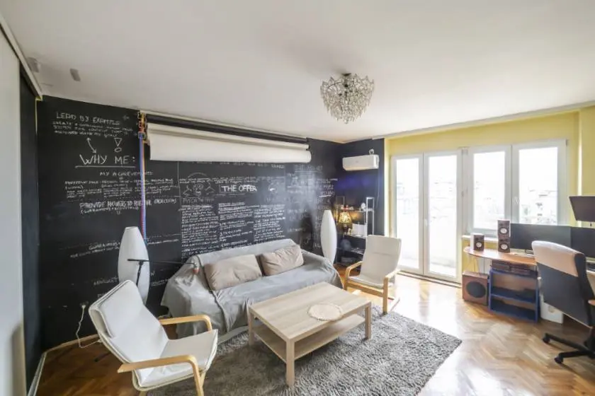 Beograd Stari Grad  uknjizeni Trosoban stanovi 437000 evra 