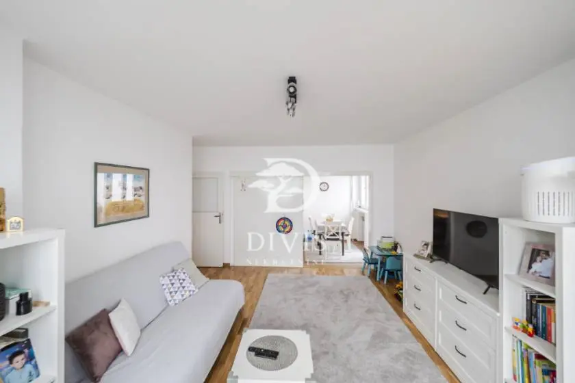 stanovi Beograd Karađorđev trg  novogradnja  uknjizeni Dvosoban 