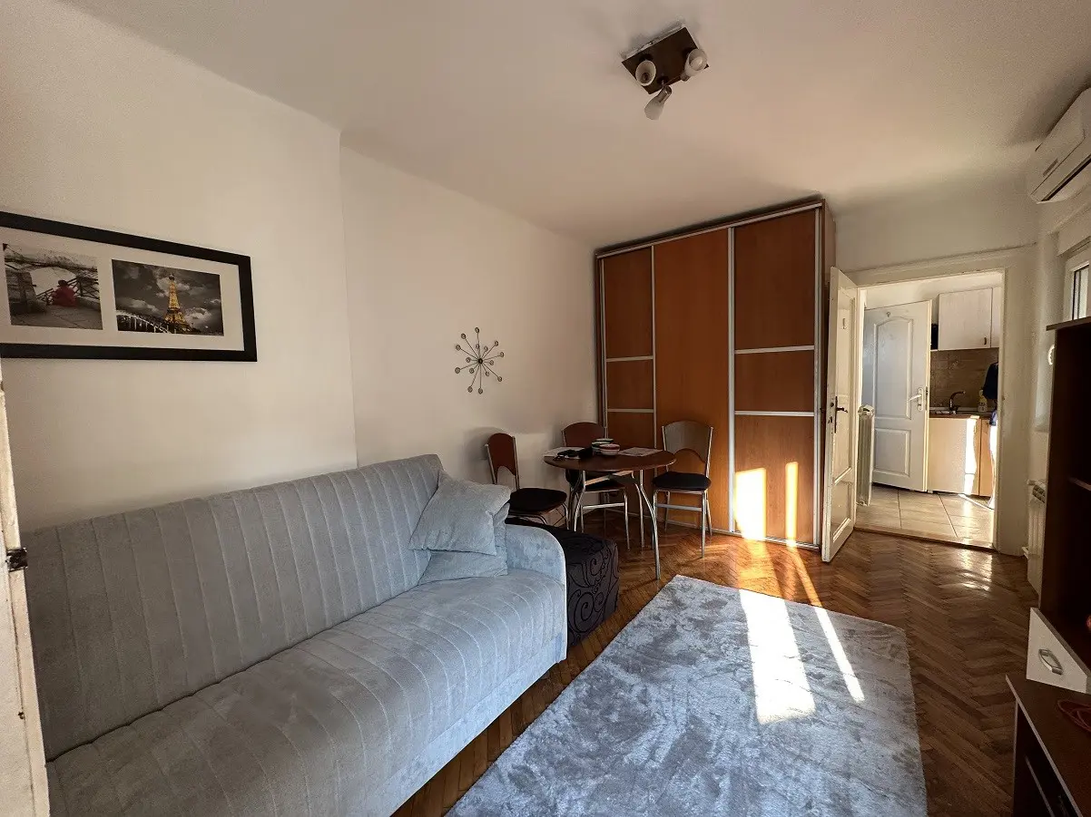  uknjizeni Jednosoban stanovi Savski venac Knez Miloševa 153000 evra 