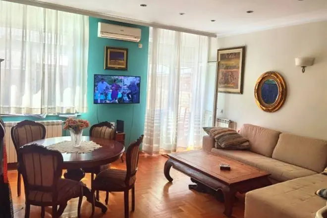 Beograd Zvezdara Trosoban stanovi 305000 evra 