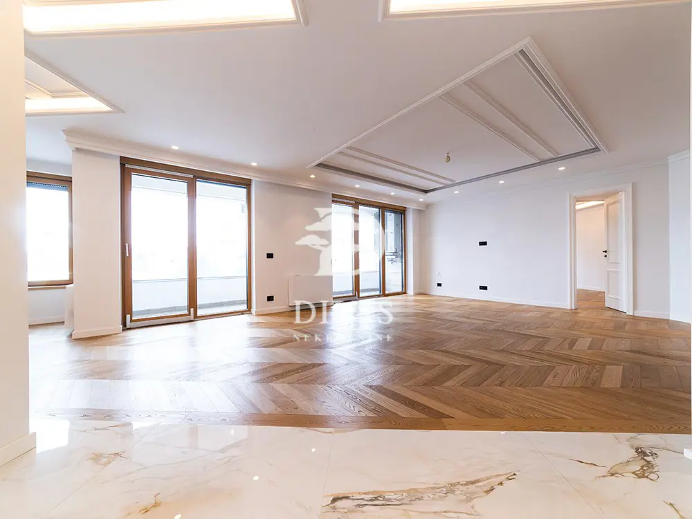  novogradnja Trosoban stanovi Vračar Hram 1089000 evra 