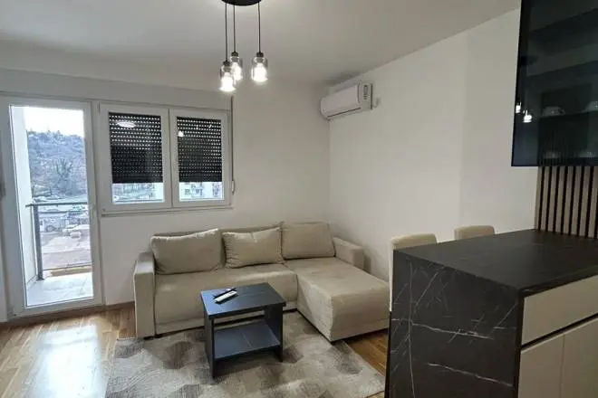 stanovi Beograd Višnjička  novogradnja Garsonjera 