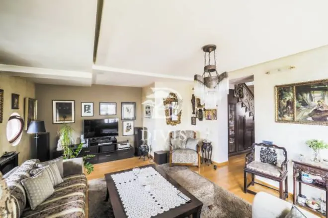 Beograd Vračar  uknjizeni Petosoban stanovi 879000 evra 