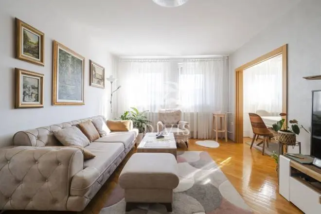  uknjizeni Trosoban stanovi Novi Beograd Sava centar (Blok 19 do 23) 415000 evra 