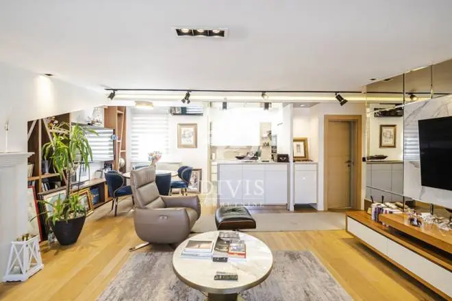 Beograd Vračar  novogradnja  uknjizeni Trosoban stanovi 399000 evra 