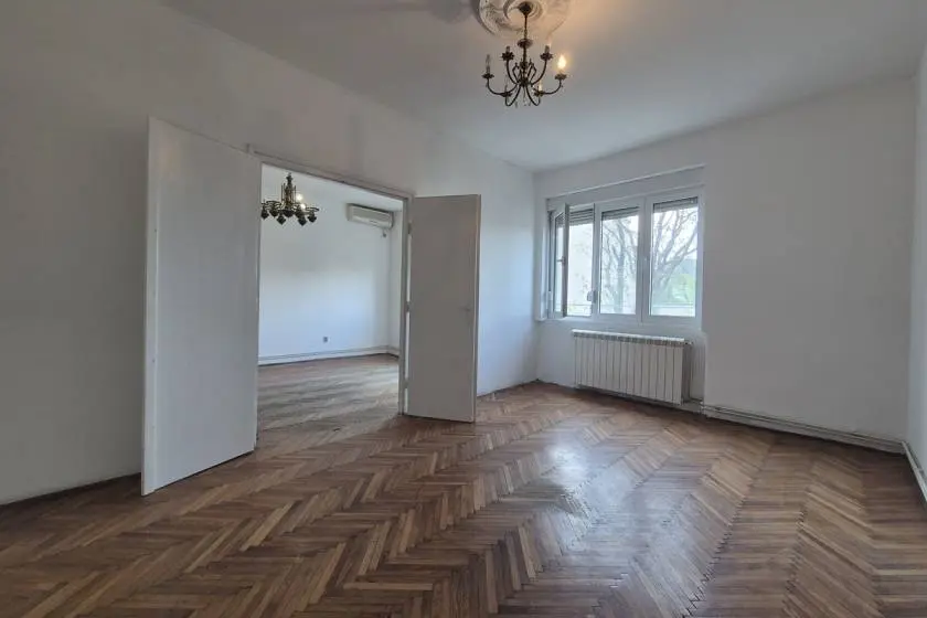 stanovi Beograd Cetinjska  uknjizeni Dvosoban 