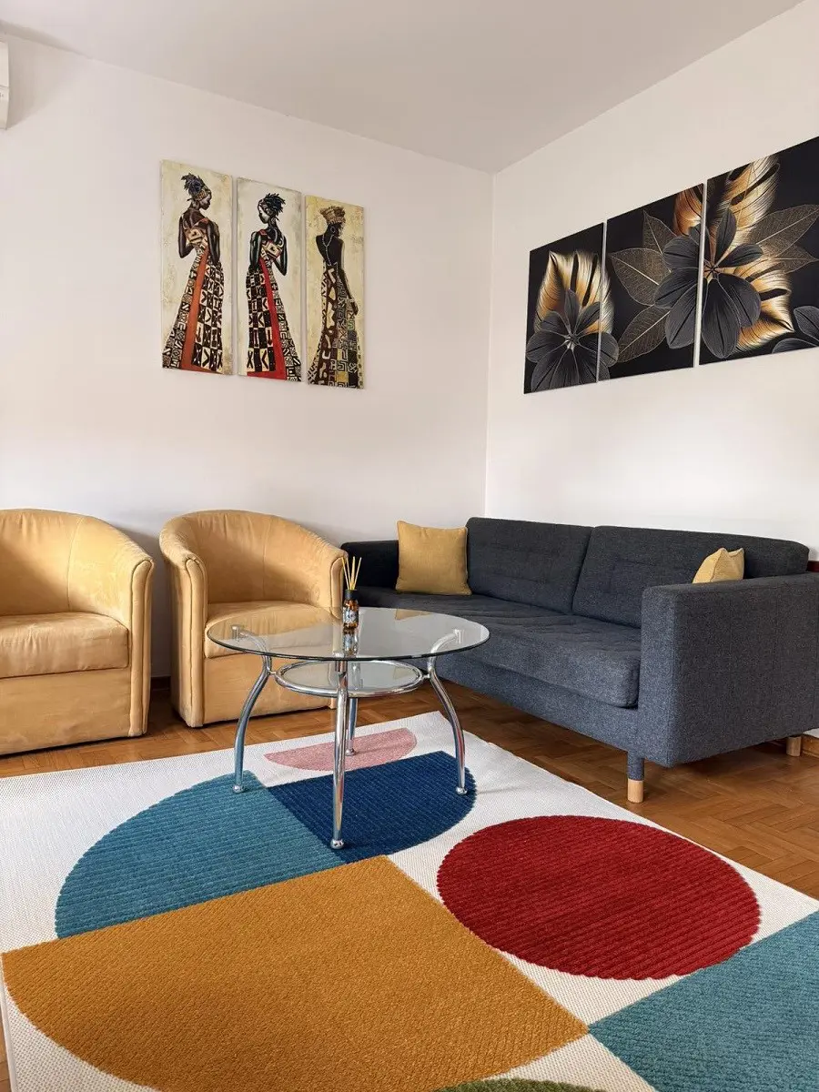 Jednoiposoban stanovi Voždovac Pašino i Lekino brdo 500 evra 