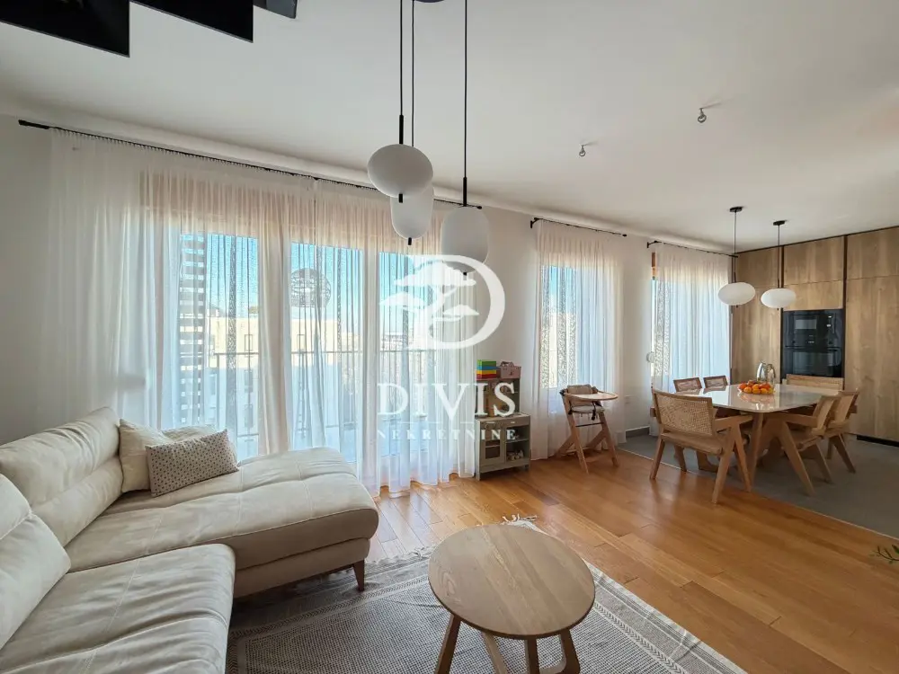 Beograd Zemun  novogradnja  uknjizeni Četvorosoban stanovi 380000 evra 