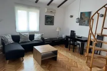 stanovi Beograd Beograd, Savski Venac, Stadion, Oblakovska Trosoban 