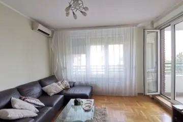 Dvosoban stanovi Novi Beograd Arena (blok 24 i 25) 650 evra 