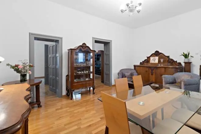 Beograd Stari Grad Četvorosoban stanovi 515000 evra 