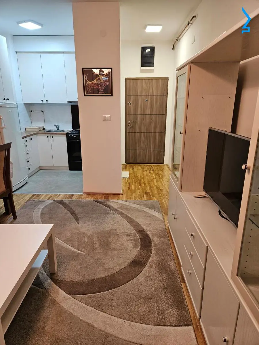 novogradnja stanovi Indjija Indjija 350 evra 