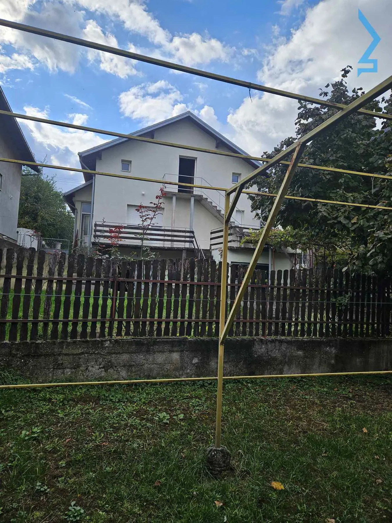 Indjija Indjija  uknjizeni kuće 165000 evra