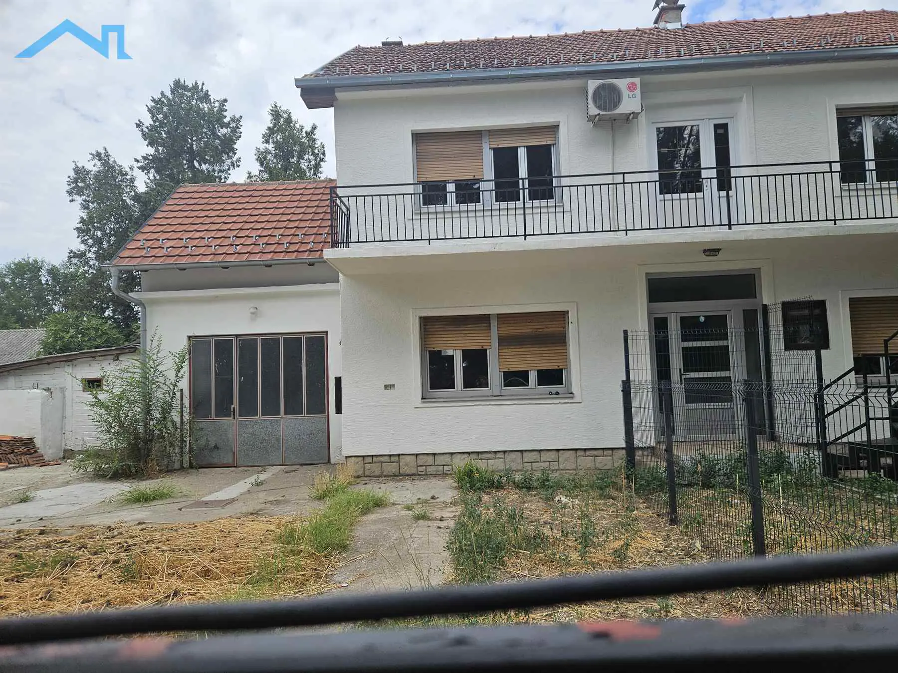 kuće Indjija Indjija 450 evra 