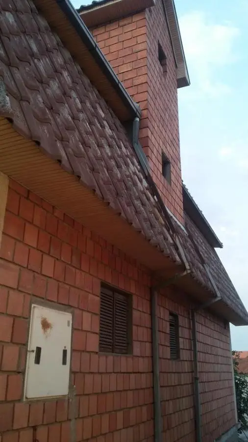 Indjija   novogradnja  uknjizeni kuće 160000 evra 